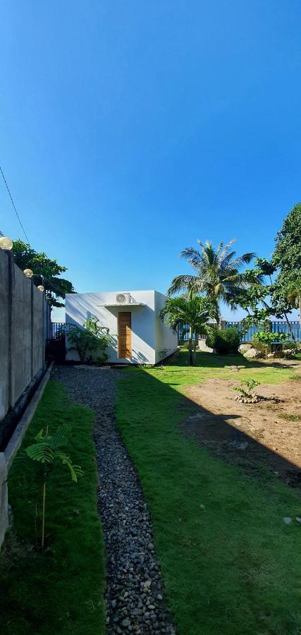 A Villas Resort & Restaurant Zamboanguita  Exterior foto